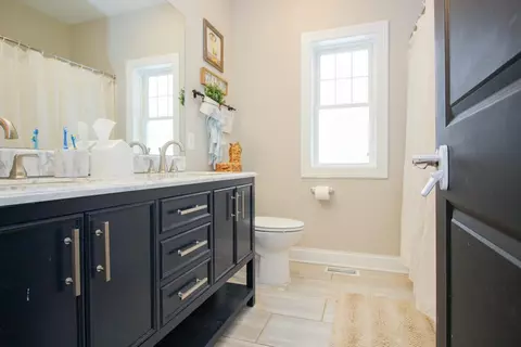 3054 Peacock Ln, Wheatfield, IN 46392 photo 28
