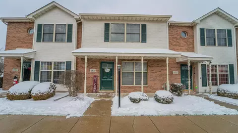 1816 Beech Ct, Crown Point, IN 46307 photo 1