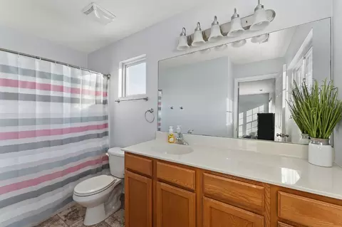 Bath - 7524 E 112th Ave, Crown Point, IN 46307 photo 3 of 3