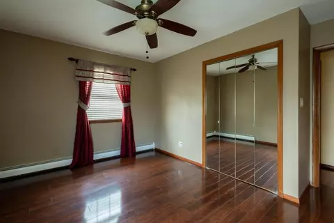 934 W Pine St, Griffith, IN 46319 photo 6