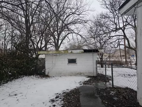 Exterior - 4025 E 10th Ave, Gary, IN 46403 photo 7 of 7