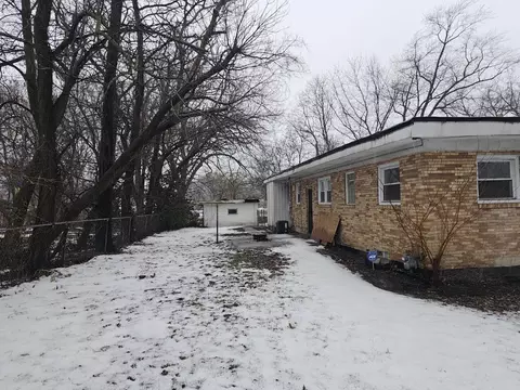 Exterior - 4025 E 10th Ave, Gary, IN 46403 photo 5 of 7