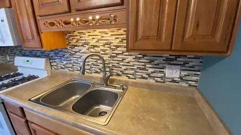 Kitchen - 3117 Devonshire Cir, Crown Point, IN 46307 photo 2 of 8