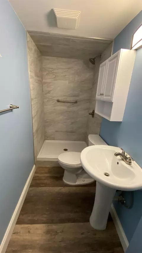 Bath - 3117 Devonshire Cir, Crown Point, IN 46307 photo 12 of 14