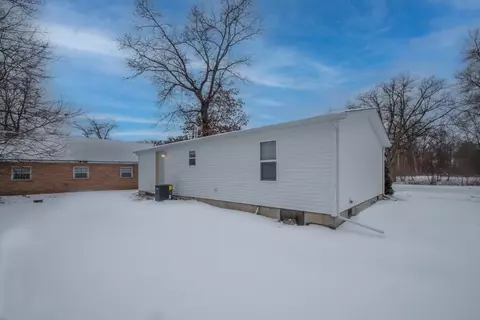 419-23 Hobart St, Gary, IN 46406 photo 4