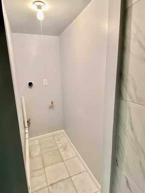 437 E 47th Ave, Gary, IN 46409 photo 17