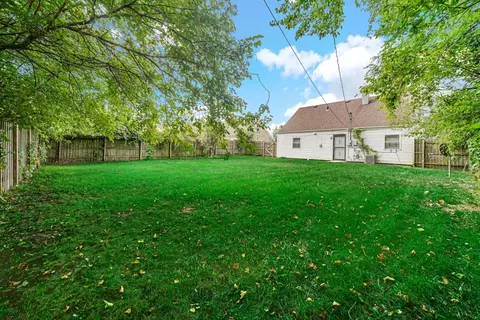 2401 Jennings St, Gary, IN 46404 photo 6