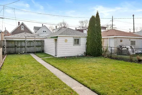 1222 120th St, Whiting, IN 46394 photo 20