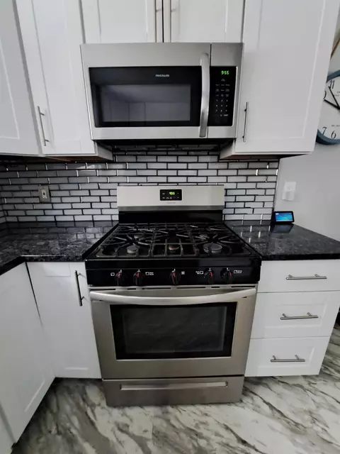Kitchen - 7326 Hemlock Ave, Gary, IN 46403 photo 3 of 4