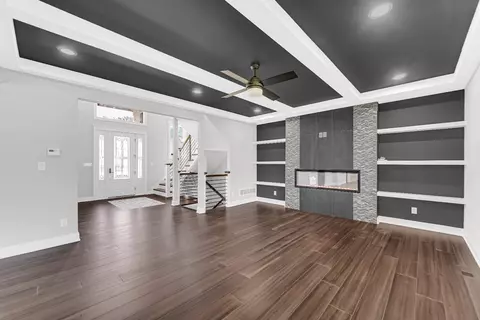 Living - 906 Sylvia Ln, Crown Point, IN 46307 photo 2 of 2