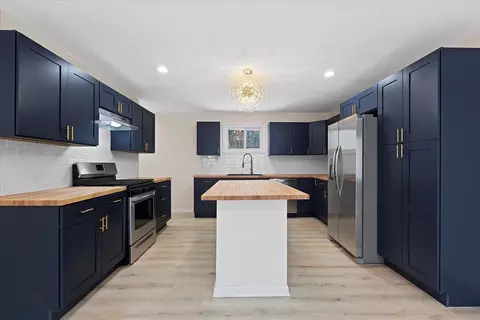 Kitchen - 4708 W 11th Ave, Gary, IN 46406 photo 1 of 6