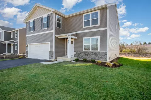 618 Ensign Pl, Hebron, IN 46341 photo 4