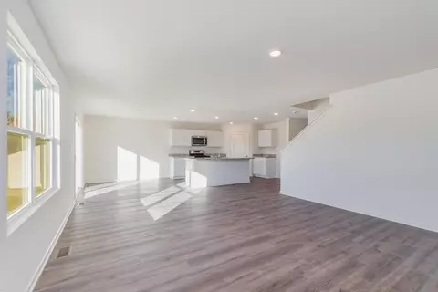 618 Ensign Pl, Hebron, IN 46341 photo 6