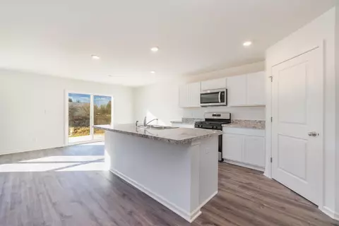 618 Ensign Pl, Hebron, IN 46341 photo 9