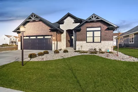 14032 Blue Sky Ct, Dyer, IN 46311 photo 1