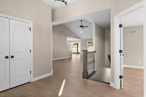 14032 Blue Sky Ct, Dyer, IN 46311 photo 4