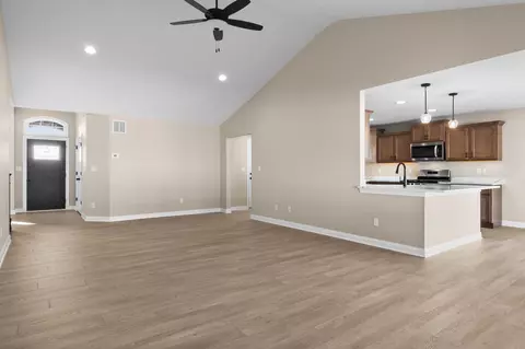 14032 Blue Sky Ct, Dyer, IN 46311 photo 8