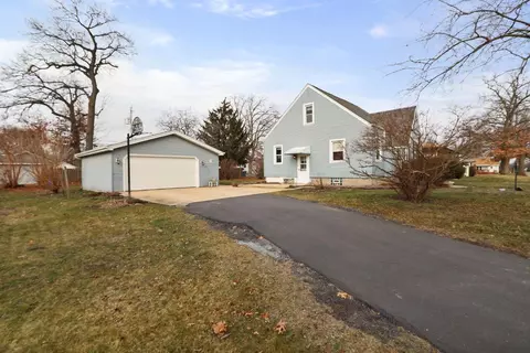 410 N Jay St, Griffith, IN 46319 photo 3