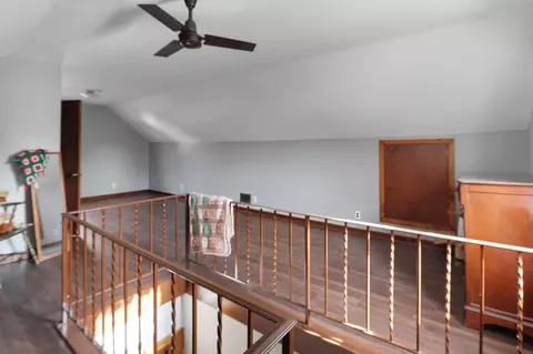 410 N Jay St, Griffith, IN 46319 photo 14