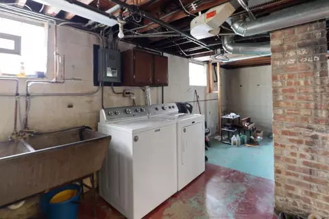 410 N Jay St, Griffith, IN 46319 photo 17