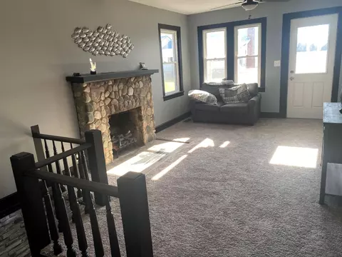 Living - 6972 E 150, Kewanna, IN 46939 photo 2 of 4