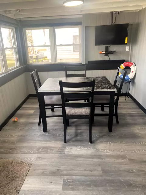 Dining - 6972 E 150, Kewanna, IN 46939 photo 3 of 3