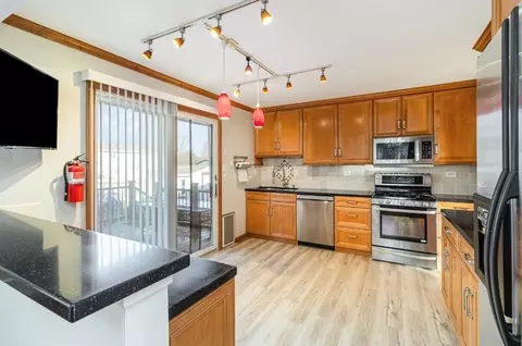 Kitchen - 2326 Flint Ct, Dyer, IN 46311 photo 1 of 3