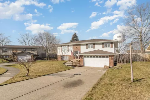 Exterior - 2326 Flint Ct, Dyer, IN 46311 photo 3 of 10