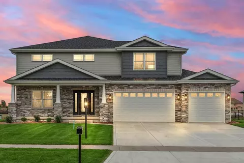 10420 Megan Way, Munster, IN 46321 photo 2