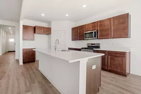 Kitchen - 7595 W 103rd Pl, Crown Point, IN 46307 photo 2 of 4