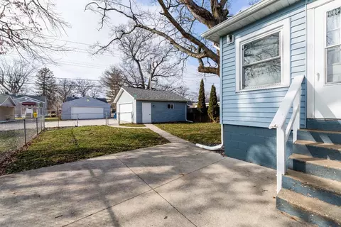 122 N Ernest St, Griffith, IN 46319 photo 4