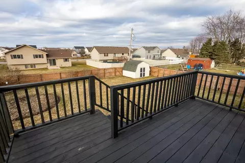 848 Apache Ln, Lowell, IN 46356 photo 11