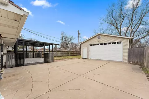 7926 N Bertram Ave, Hammond, IN 46324 photo 3