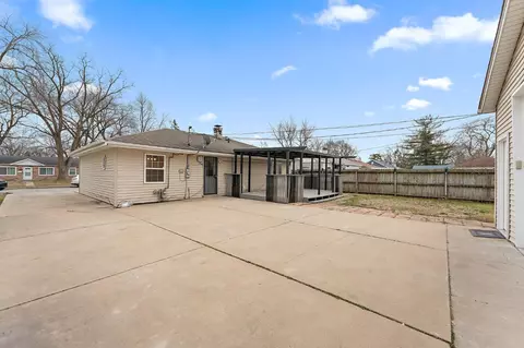 7926 N Bertram Ave, Hammond, IN 46324 photo 20
