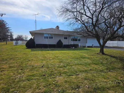 964 E 850, Hamlet, IN 46532 photo 3