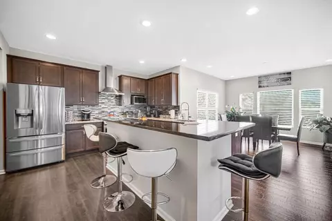 8769 Burr Ridge Cir, Crown Point, IN 46307 photo 5