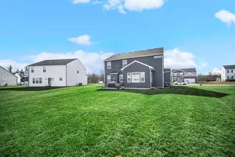 8769 Burr Ridge Cir, Crown Point, IN 46307 photo 23