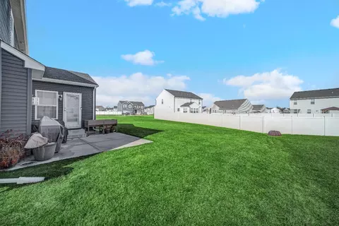 8769 Burr Ridge Cir, Crown Point, IN 46307 photo 21