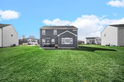 8769 Burr Ridge Cir, Crown Point, IN 46307 photo 22