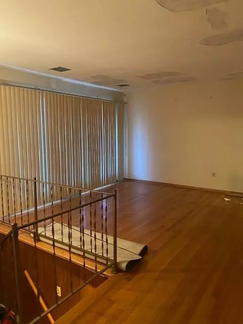 1344 Hanley St, Gary, IN 46406 photo 8