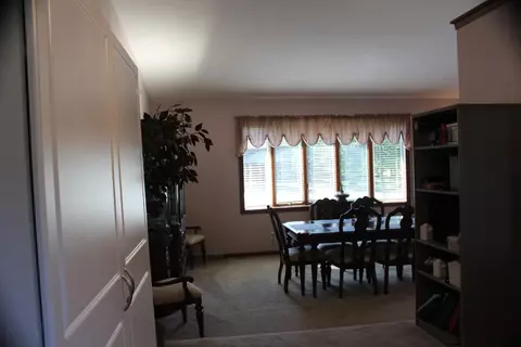 Dining - 8532 E 94th Ct, Crown Point, IN 46307 photo 5 of 6