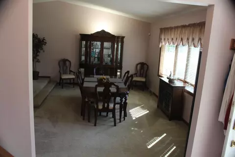 Dining - 8532 E 94th Ct, Crown Point, IN 46307 photo 3 of 6