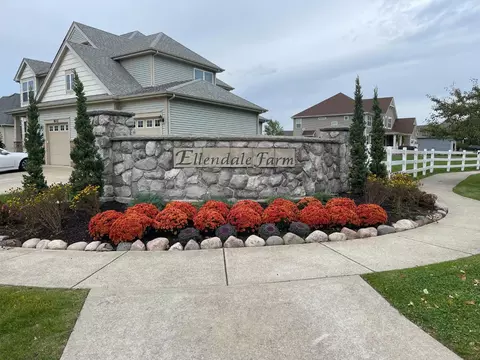 Exterior - 1141 Butch Dr, Crown Point, IN 46307 photo 7 of 8