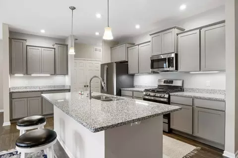 4605 Wayside Ave, Valparaiso, IN 46383 photo 5