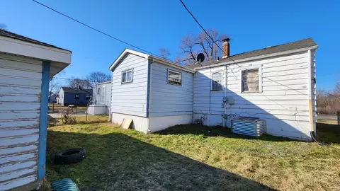 627 Colfax St, Gary, IN 46406 photo 18