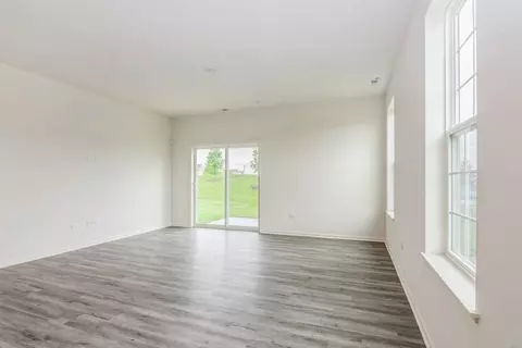 Living - 6449 Mason Ave, Portage, IN 46368 photo 1 of 2