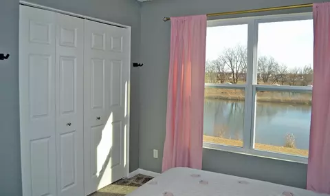 Bedroom - 619 Edinburg Dr, Griffith, IN 46319 photo 9 of 9