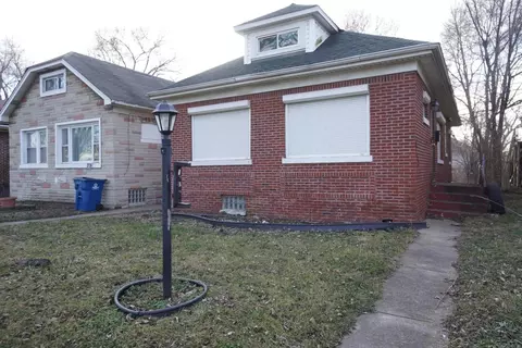 Exterior - 1706 Hayes St, Gary, IN 46404 photo 6 of 27