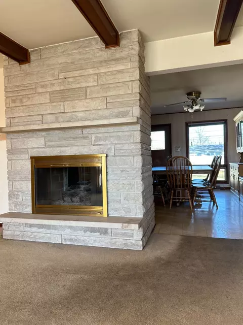743 N Jay St, Griffith, IN 46319 photo 4