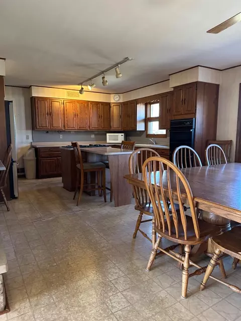 743 N Jay St, Griffith, IN 46319 photo 6